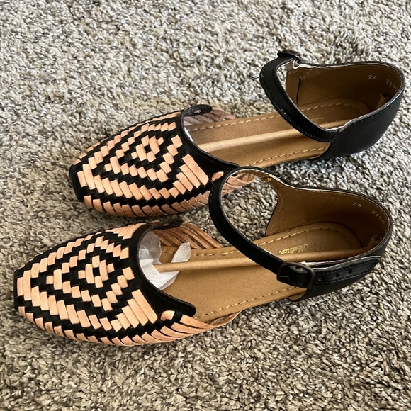 Boho Mexican Huarache Sandals - Picture 2 of 5